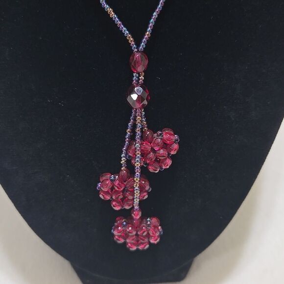 Beaded Necklace in Deep Red - Picture 5 of 6